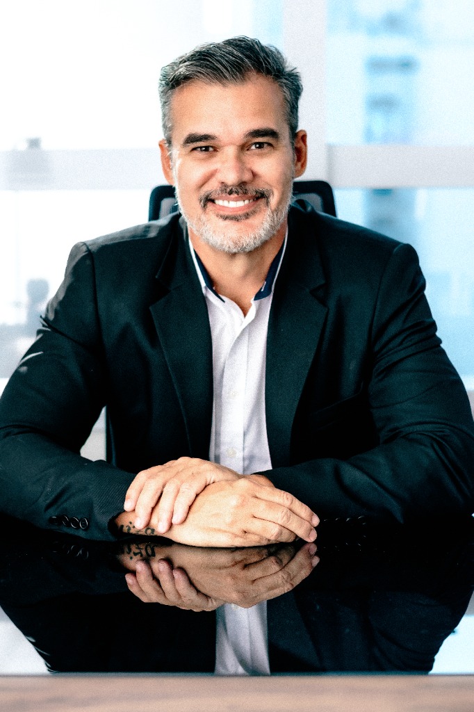 Rogério Campos - Curador